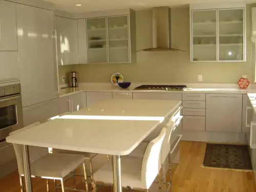 Caesar Stone Kitchen Table