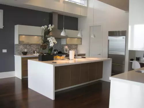 Caesar Stone Blizzard Kitchen