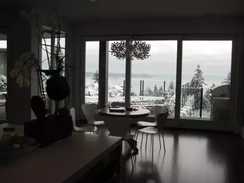 Caesar Stone Blizzard Kitchen