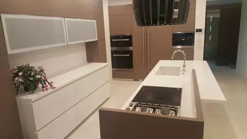 Caesar Stone Blizzard Kitchen