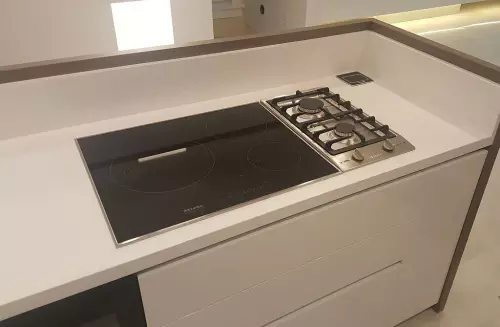 Caesar Stone Blizzard Kitchen